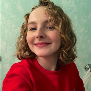 Meet your Posher, Isabel